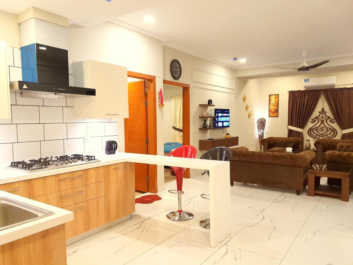 Executive Apartments In Bahria Heights Равалпинди Екстериор снимка