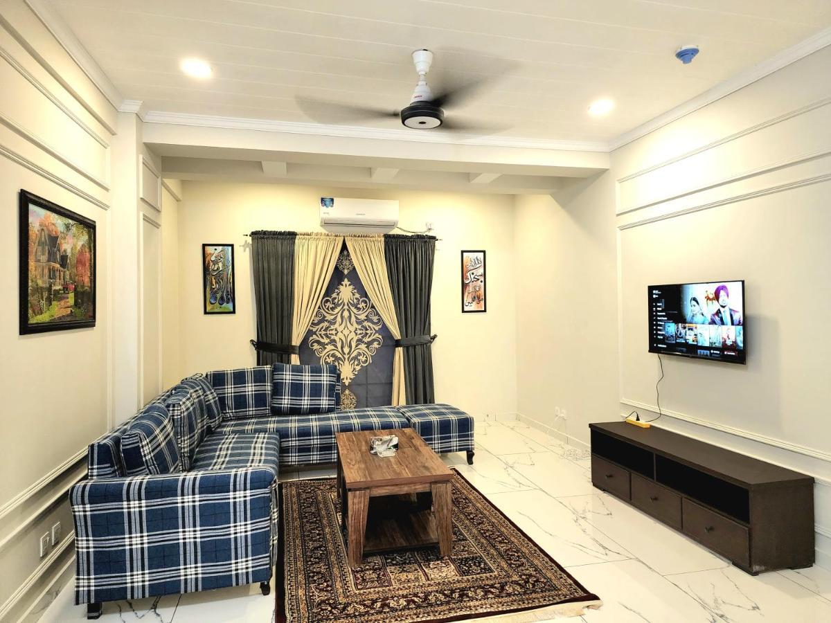 Executive Apartments In Bahria Heights Равалпинди Екстериор снимка