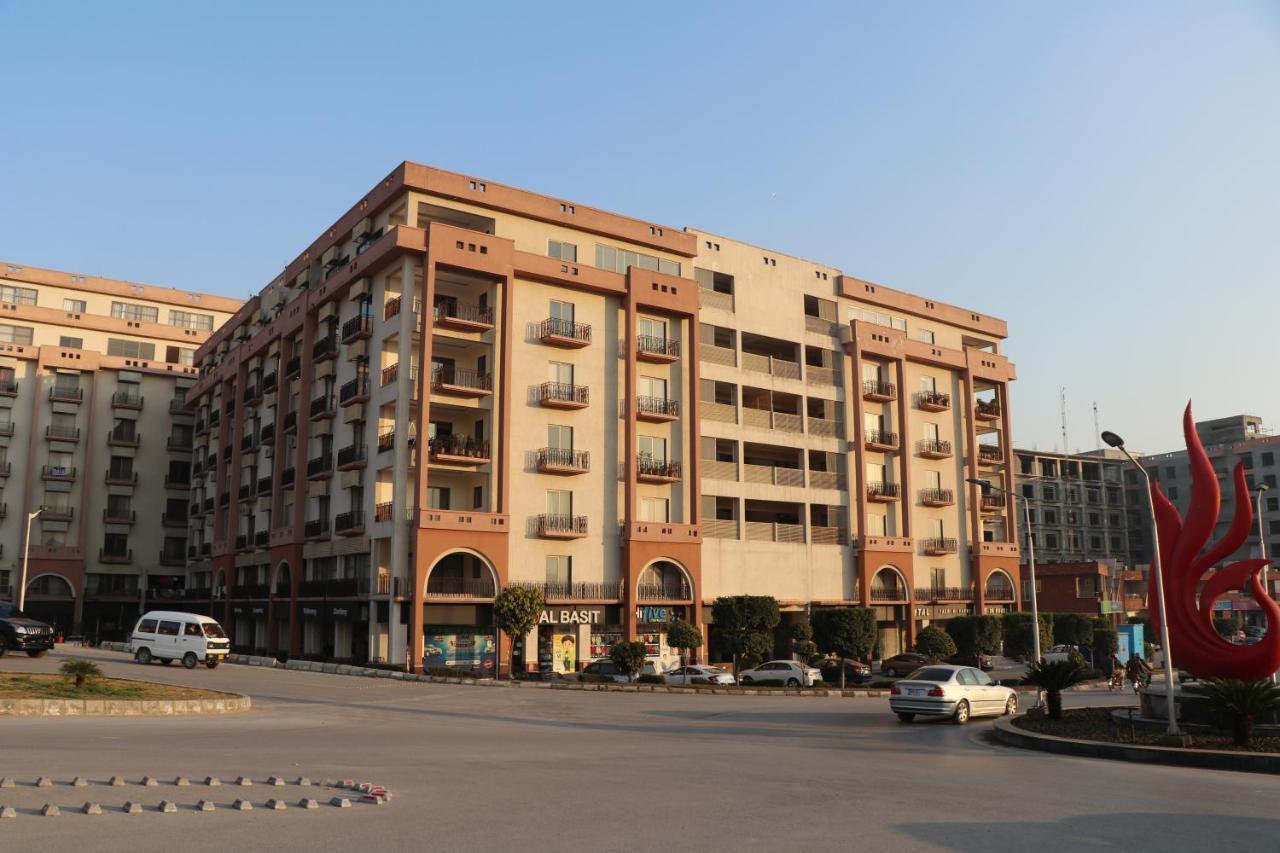 Executive Apartments In Bahria Heights Равалпинди Екстериор снимка